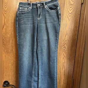 Women’s Earl Bling bootcut jeans. 2 pr. Size 8. Inseam 30” and 31”